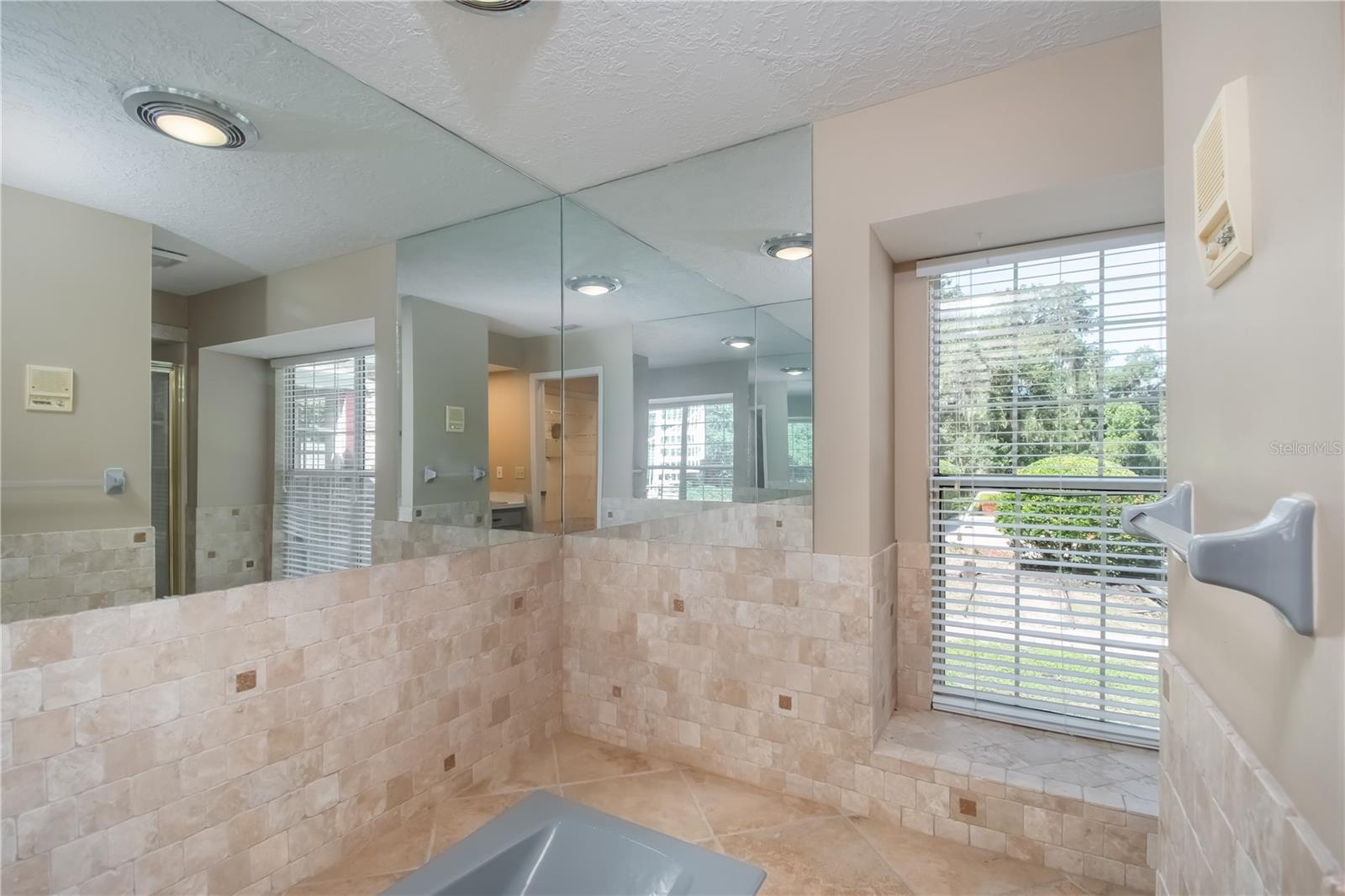 SHADY ROAD RANCHES - Residential