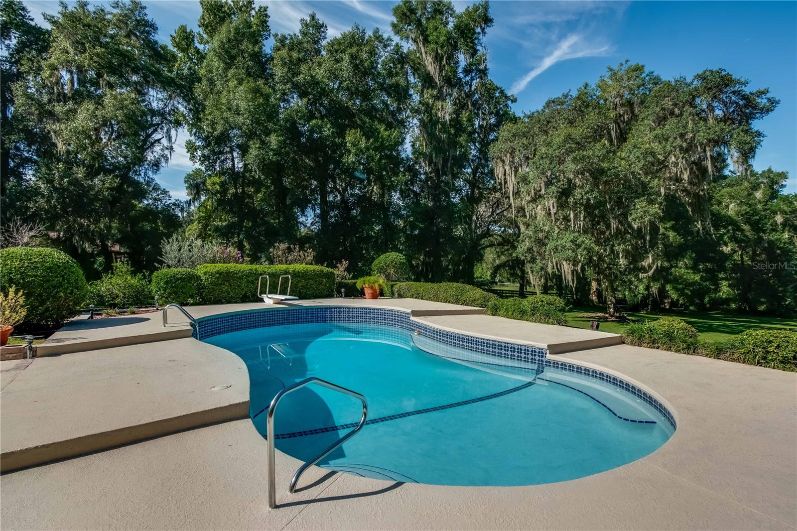 SHADY ROAD RANCHES - Residential