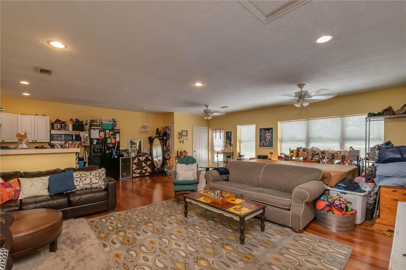 SHADY ROAD RANCHES - Residential