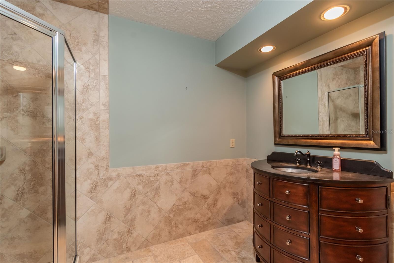 SHADY ROAD RANCHES - Residential