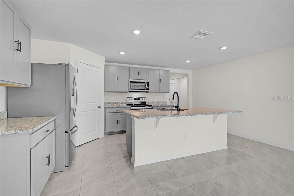 RYE CROSSING - Residential