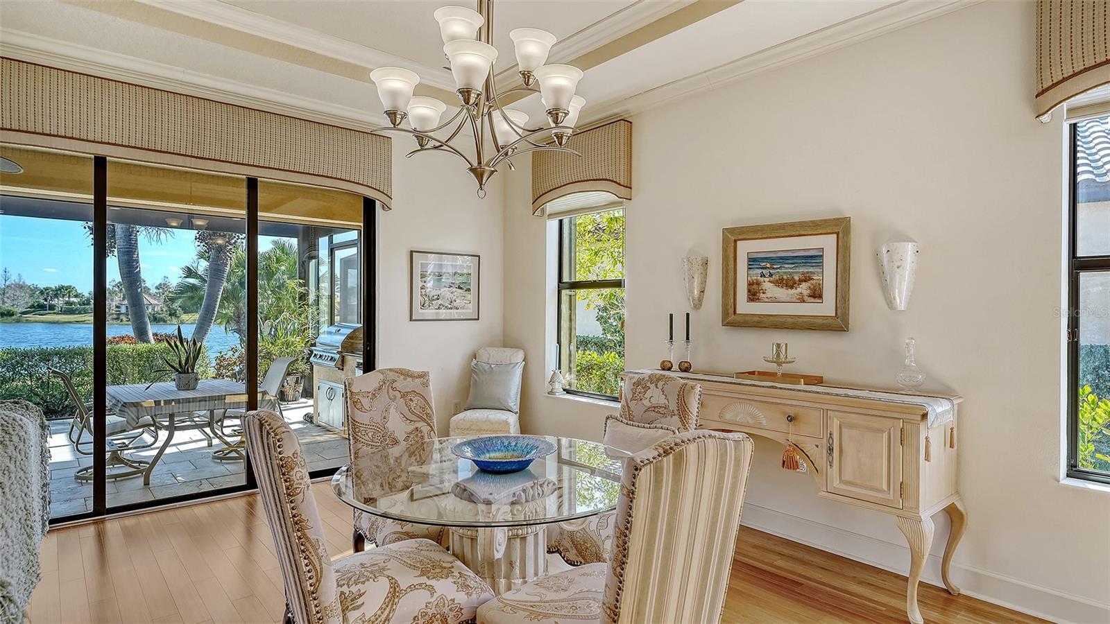 ESPLANADE PH I - Residential