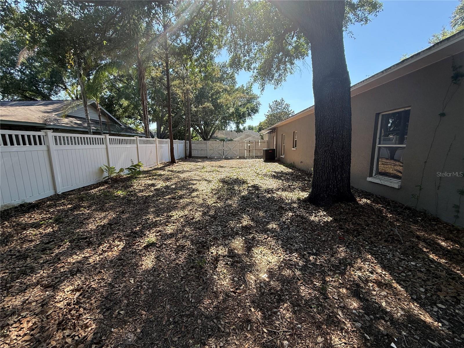 EASTWOOD GLENN - Residential