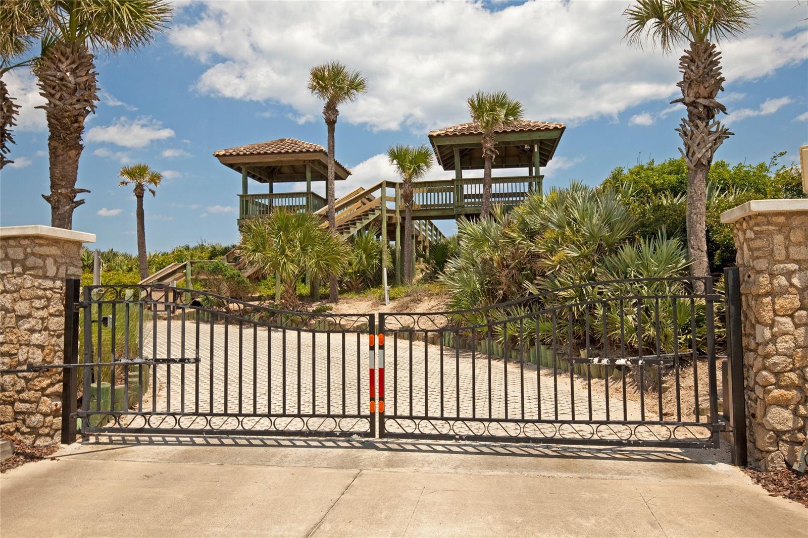 HAMMOCK DUNES - Residential