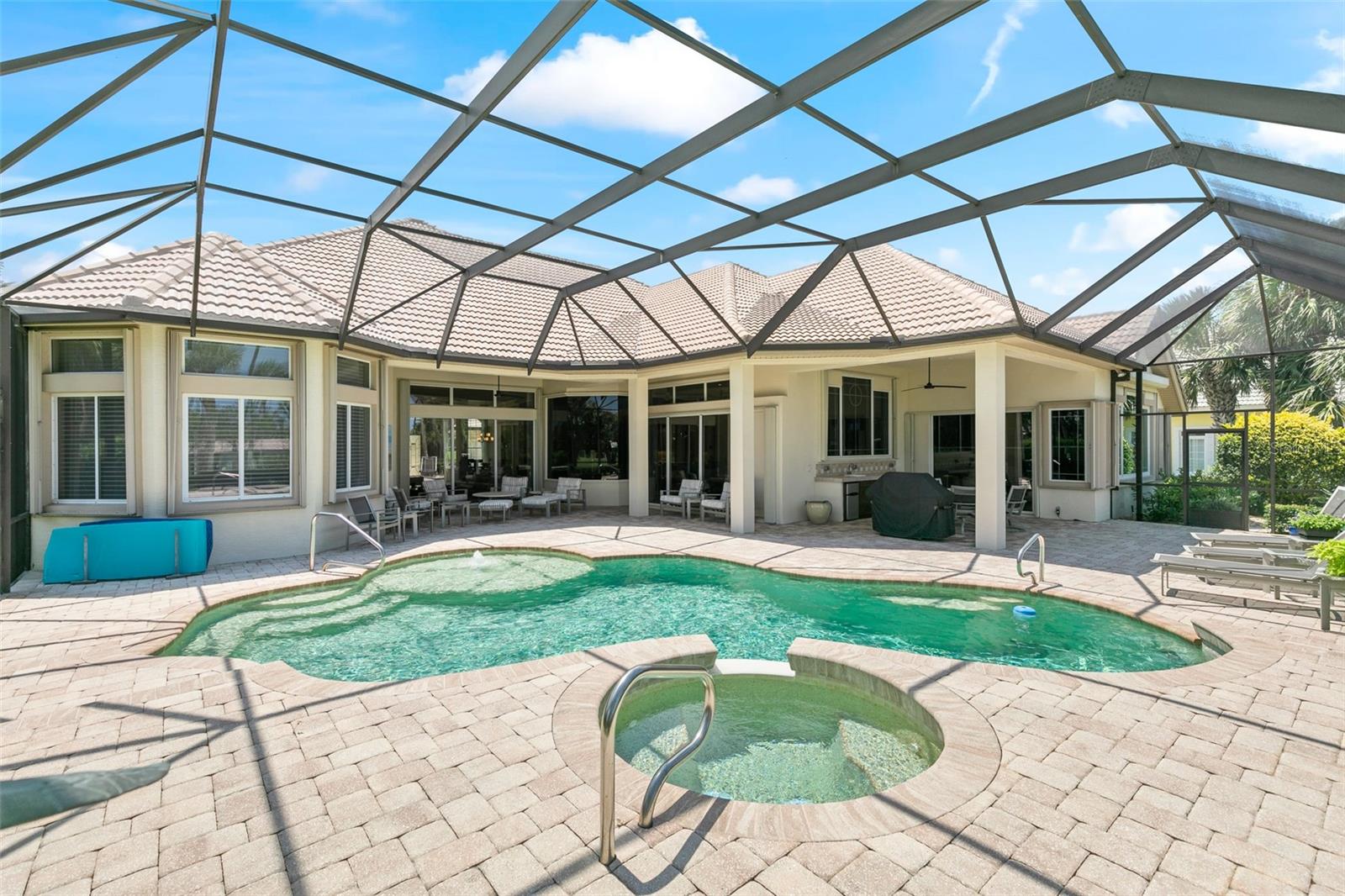 HAMMOCK DUNES - Residential