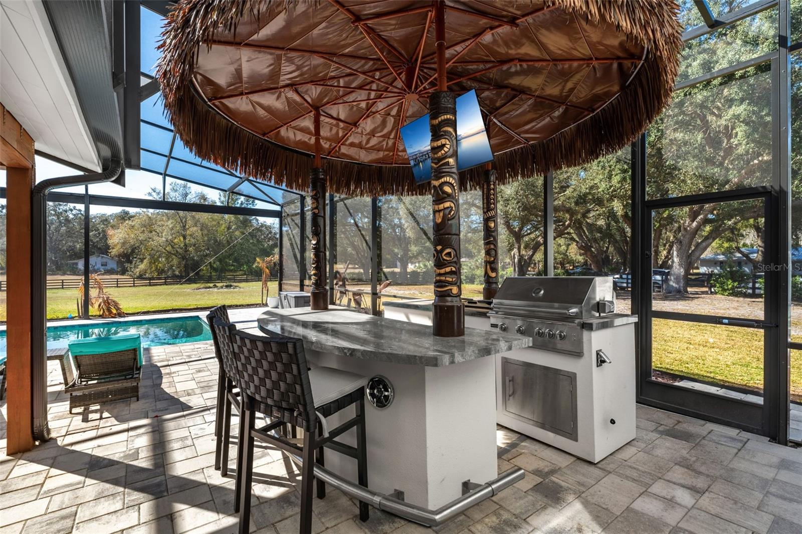 LAKE AVALON GROVES REP - Residential