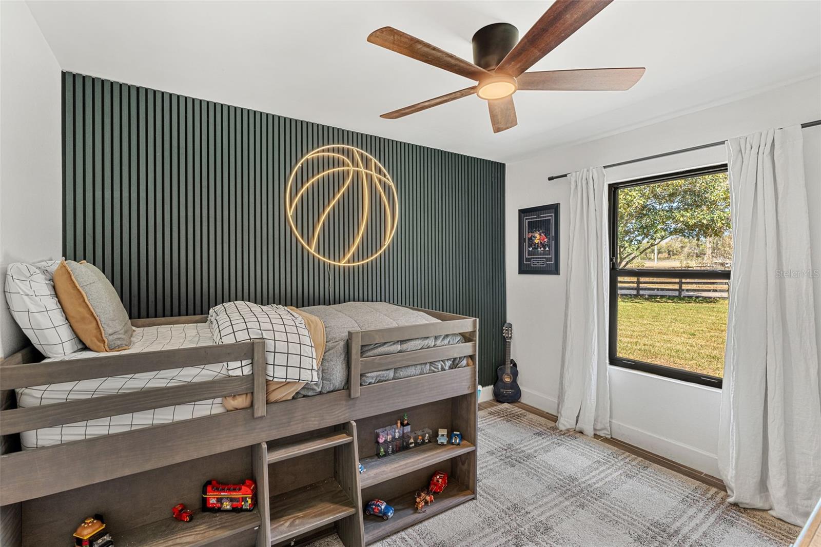 LAKE AVALON GROVES REP - Residential