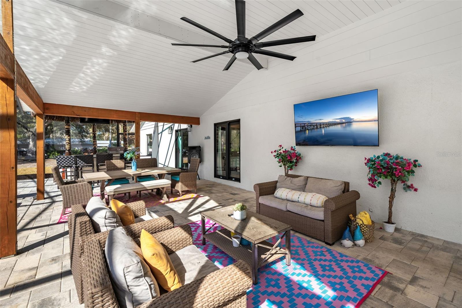 LAKE AVALON GROVES REP - Residential