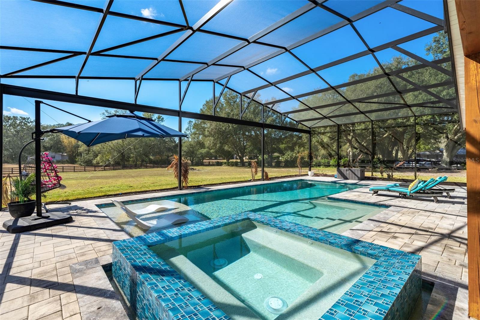 LAKE AVALON GROVES REP - Residential