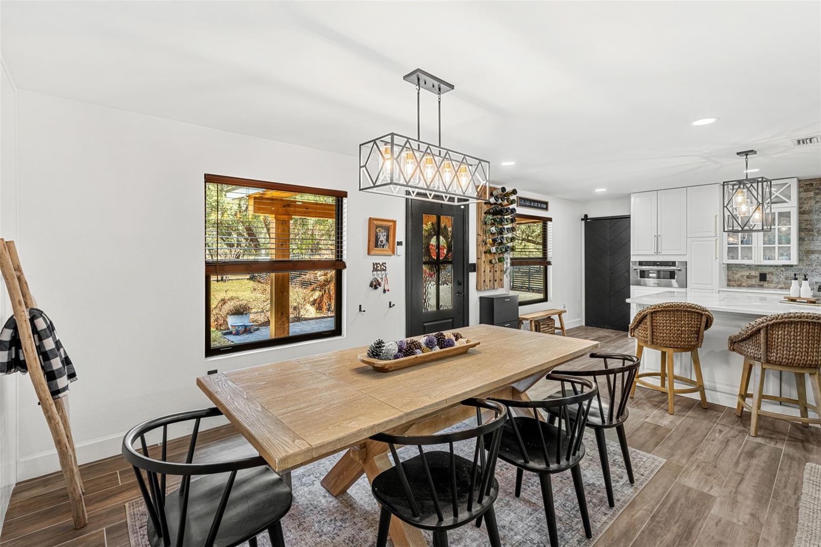 17224 OLD COUNTRY LANE