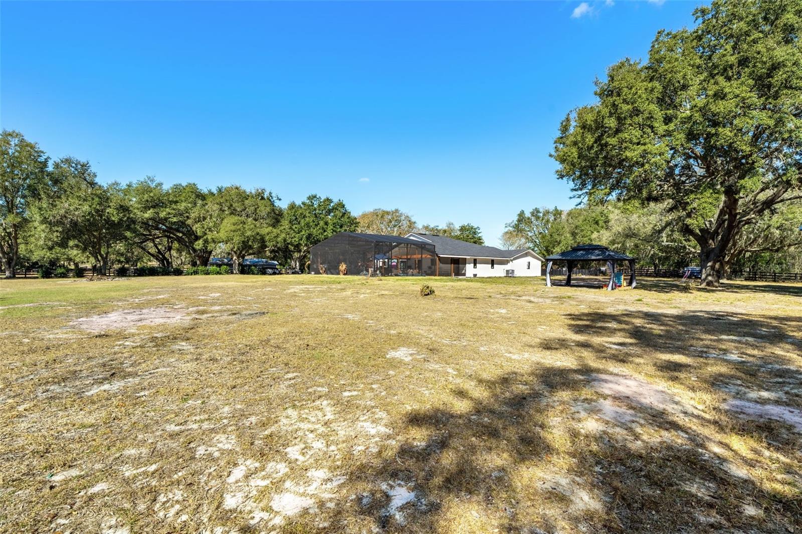 LAKE AVALON GROVES REP - Residential