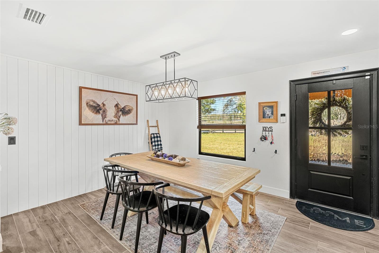 17224 OLD COUNTRY LANE