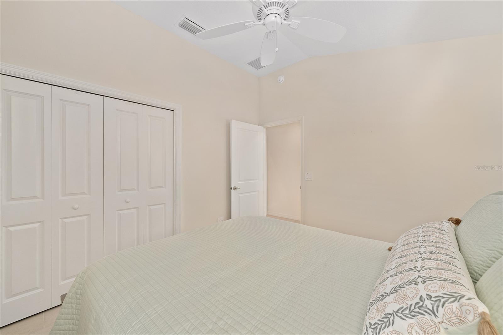 VILLAGES/SOUTHERN OAKS UN #66 - Residential