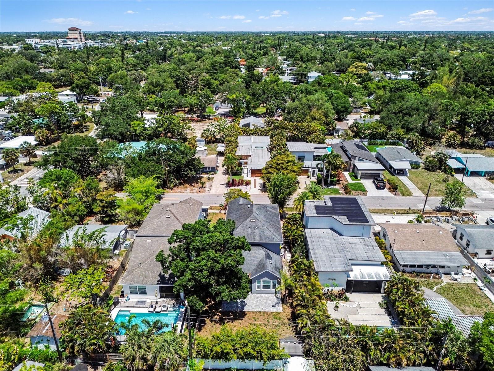 HUDSON PARK - Residential
