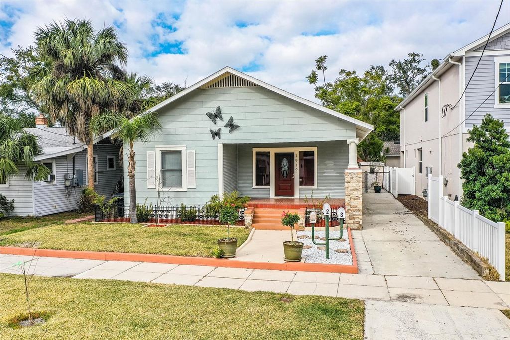 Photo of 1919 W North A Street, Tampa, FL 33606 (MLS # L4958867)