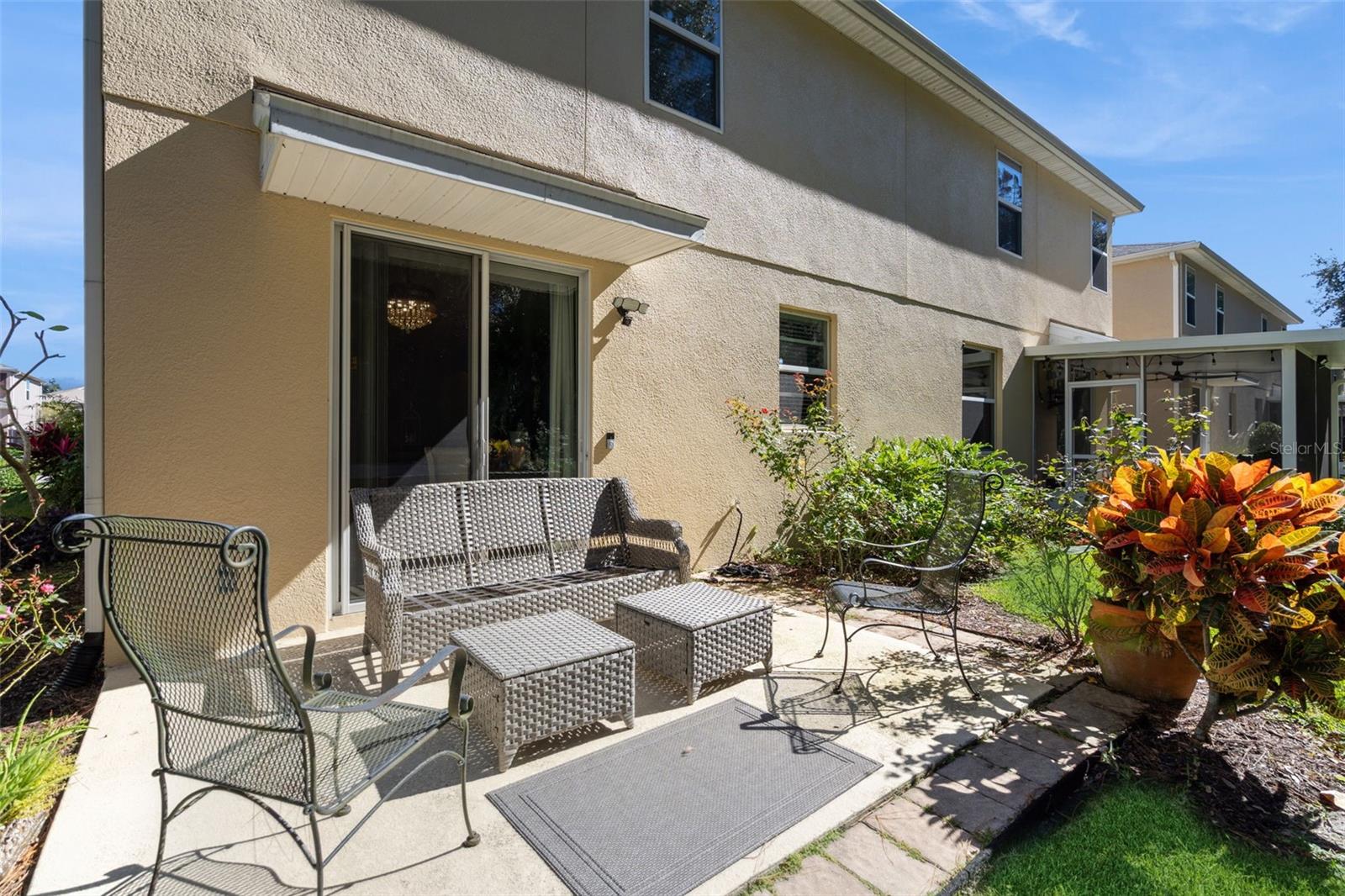 VILLAS/TUCKER OAKS - Residential