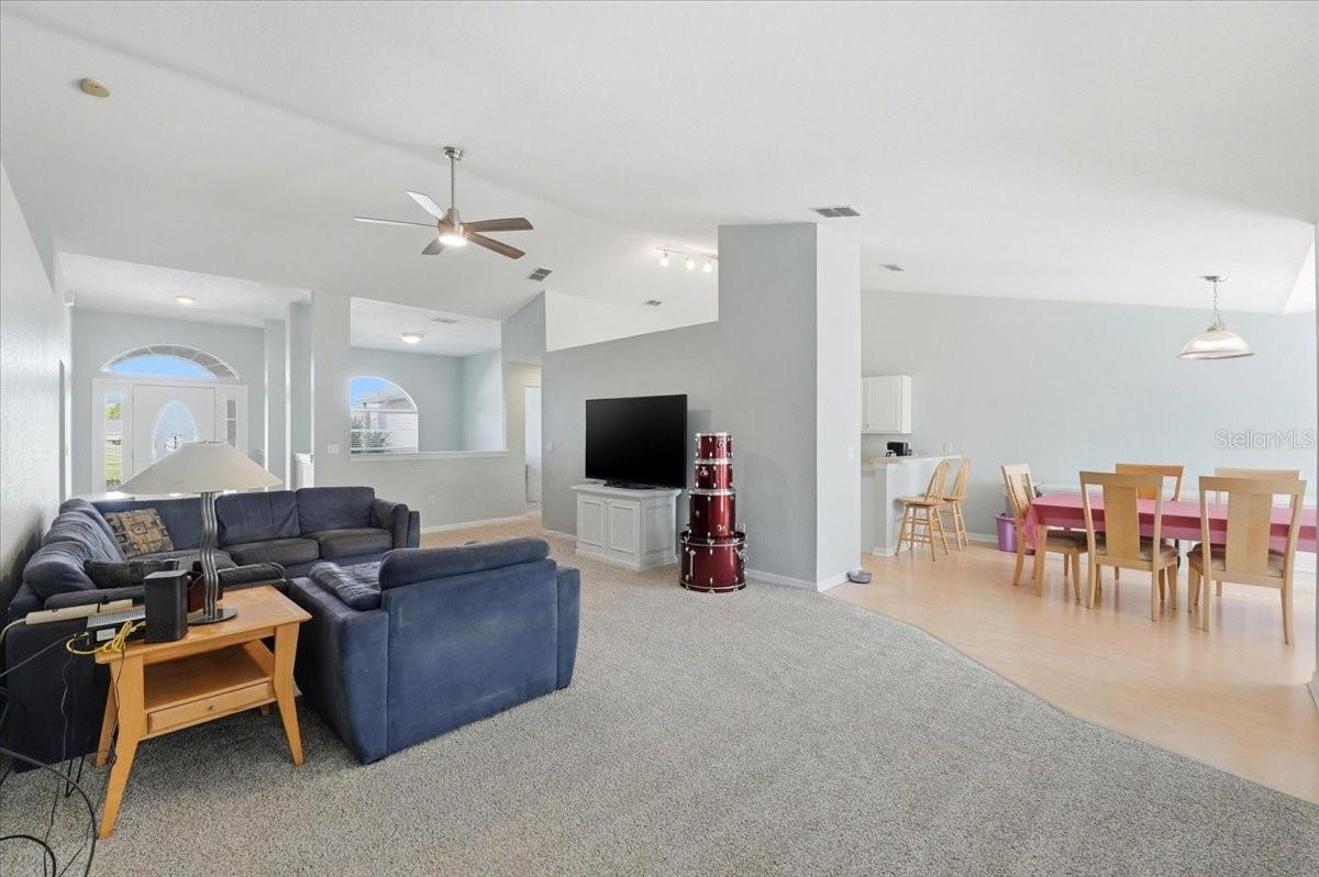 HIGHLANDS CREEK - Residential