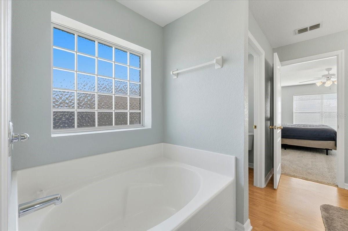 HIGHLANDS CREEK - Residential