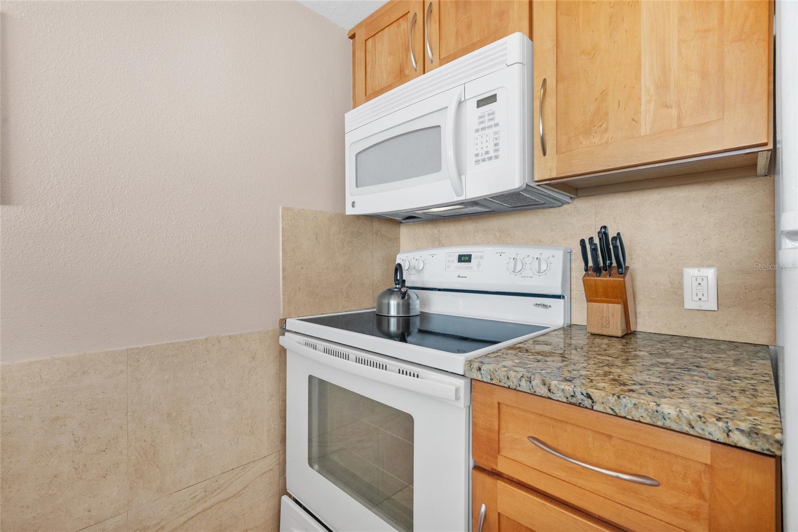 PALM BAY CLUB I - Residential