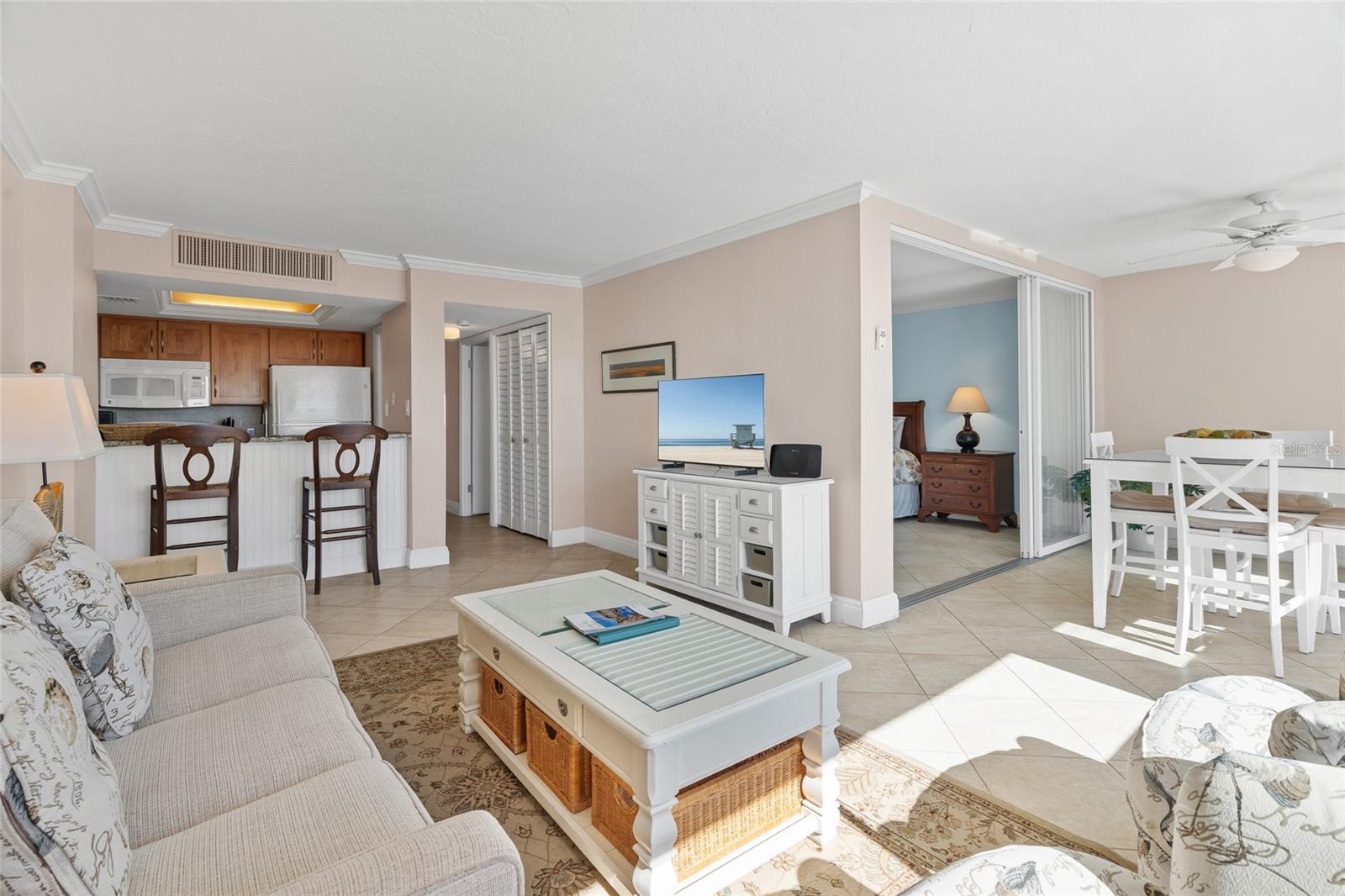 PALM BAY CLUB I - Residential