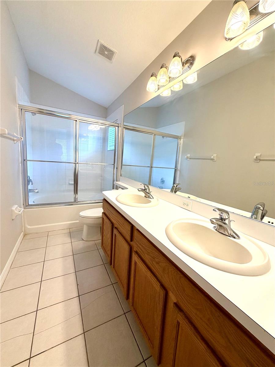 HERITAGE ISLES PH 3D - Residential