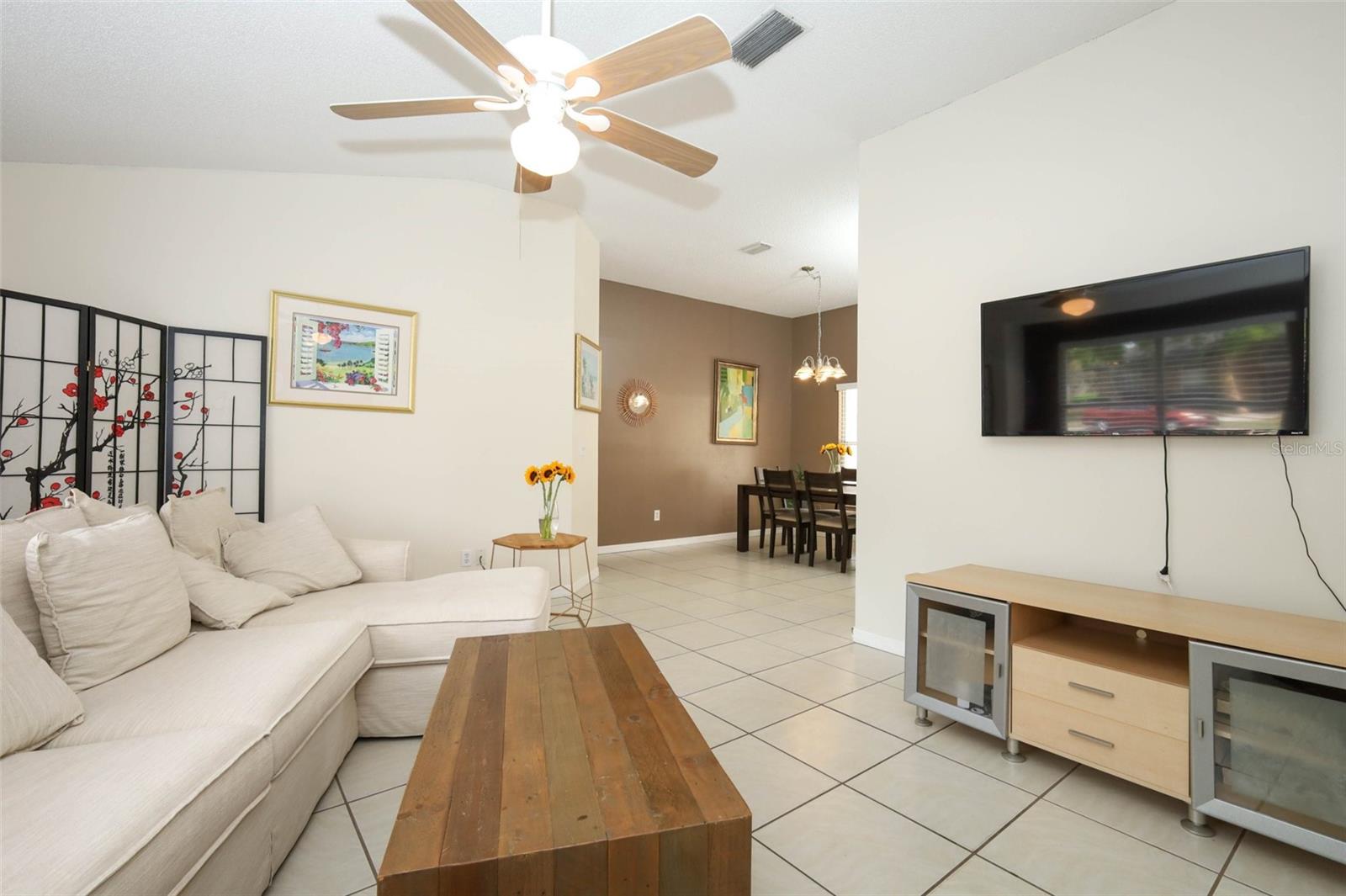 SILVER LAKES WEST AT THE CROSSINGS UNIT 1 - Residential