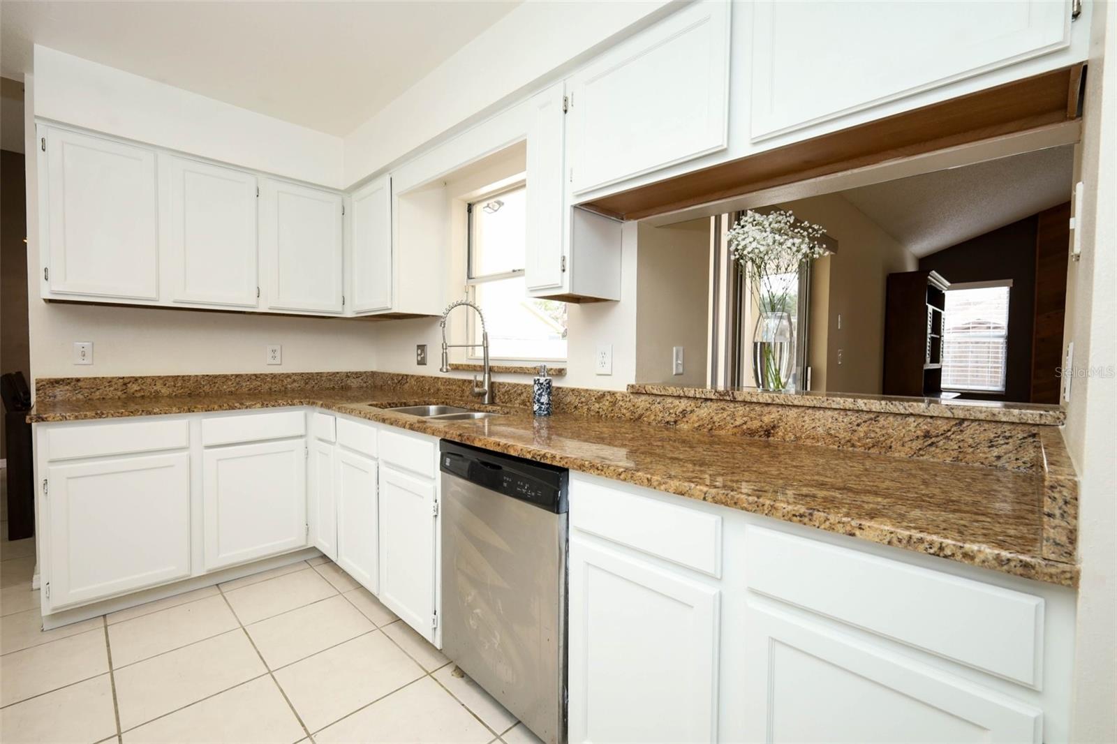 SILVER LAKES WEST AT THE CROSSINGS UNIT 1 - Residential