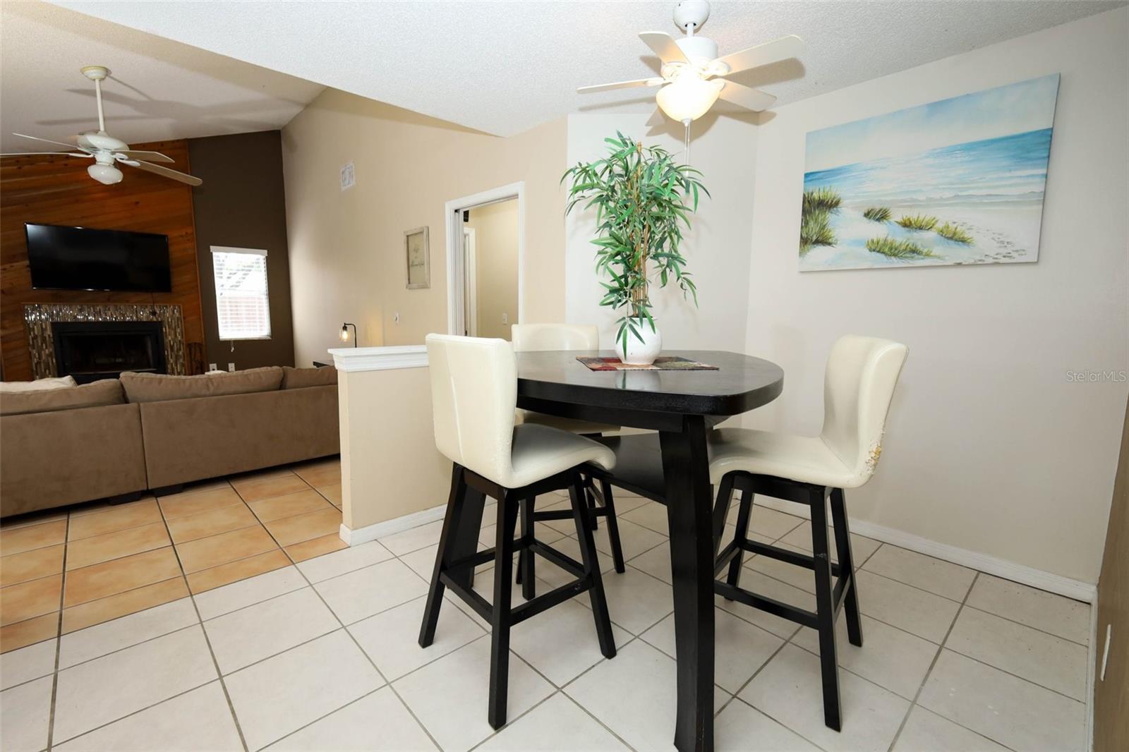 SILVER LAKES WEST AT THE CROSSINGS UNIT 1 - Residential