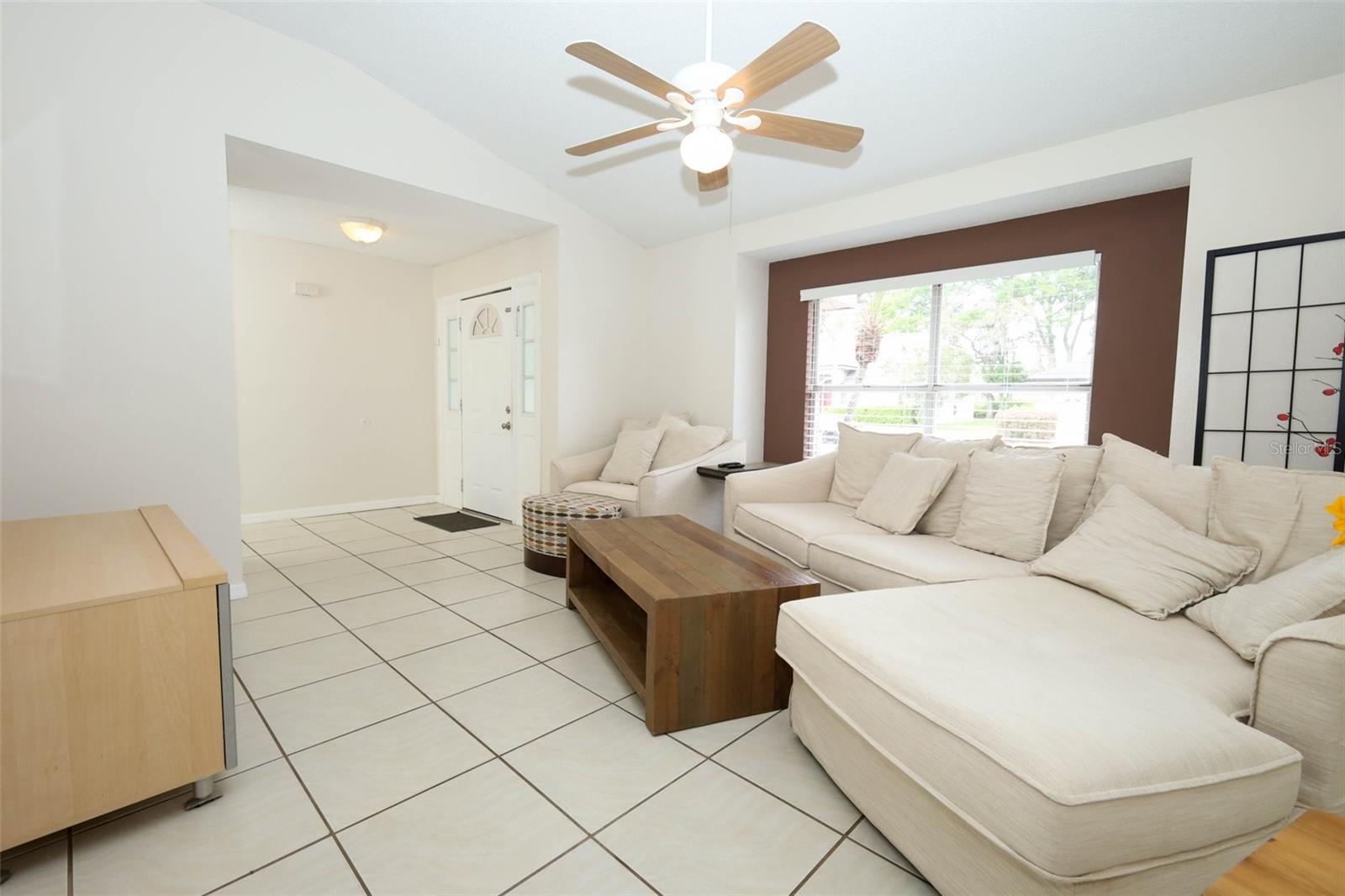 SILVER LAKES WEST AT THE CROSSINGS UNIT 1 - Residential