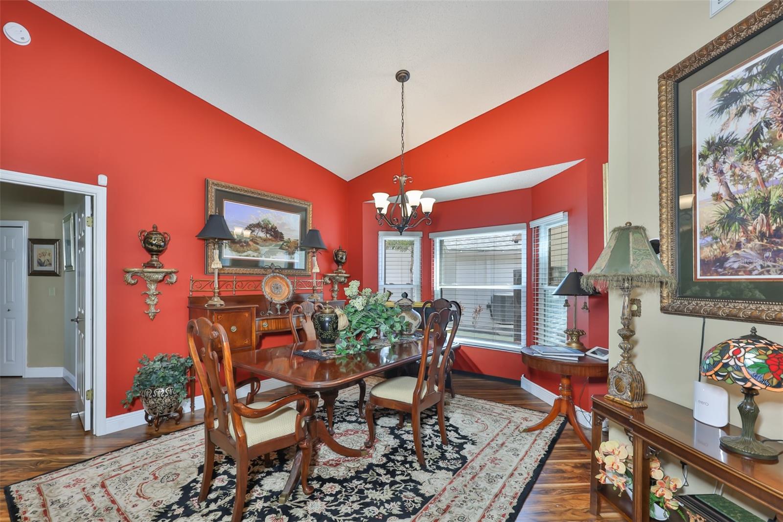 210 LINGER LANE