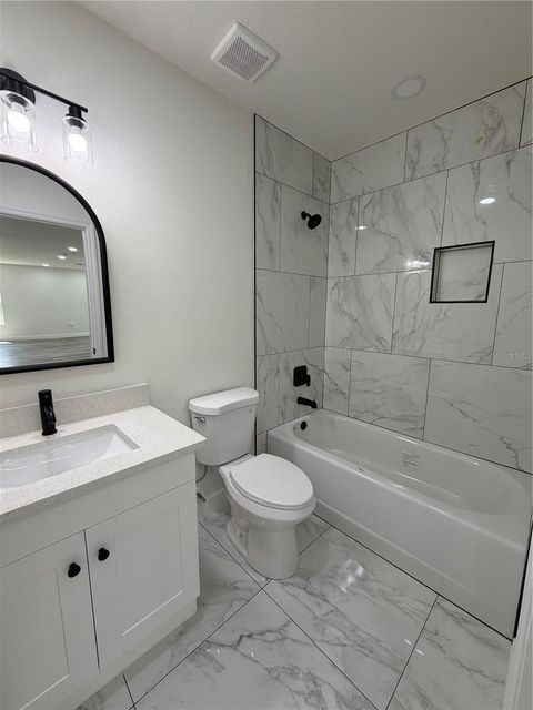 Tiny photo for 7152 Palm Avenue, Leesburg, FL 34788 (MLS # G5112139)
