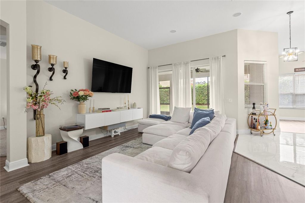 Photo of 3852 Shoreside Drive, Kissimmee, FL 34746 (MLS # A4667406)