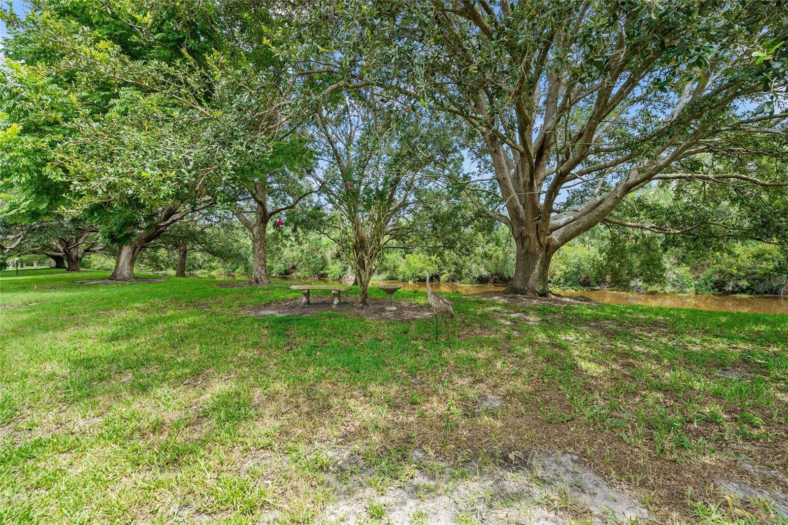 KNOLLS THE,BENT TREE - Residential