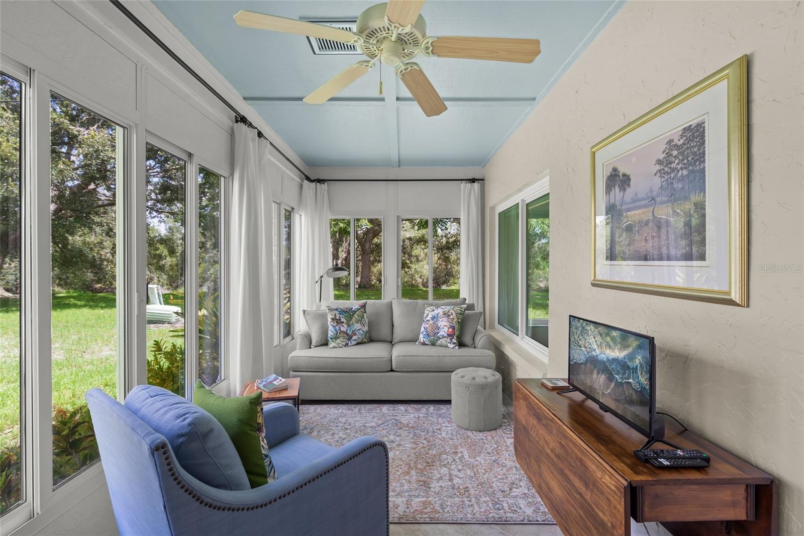 KNOLLS THE,BENT TREE - Residential