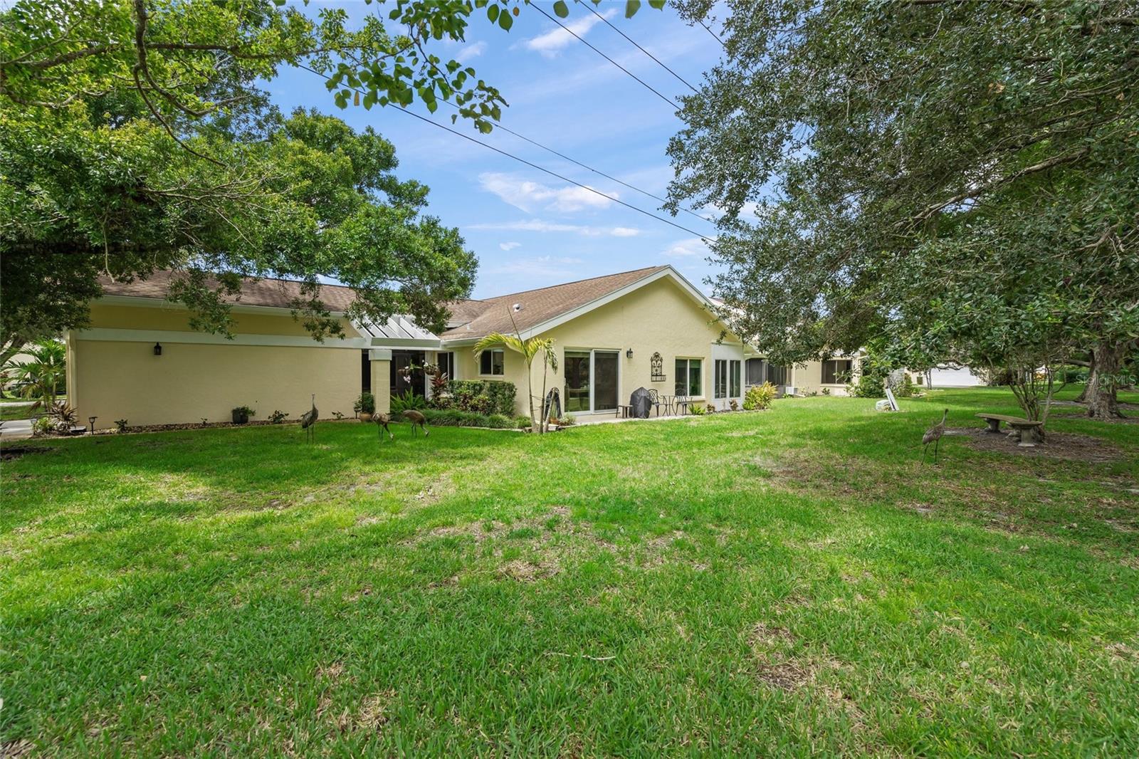 KNOLLS THE,BENT TREE - Residential