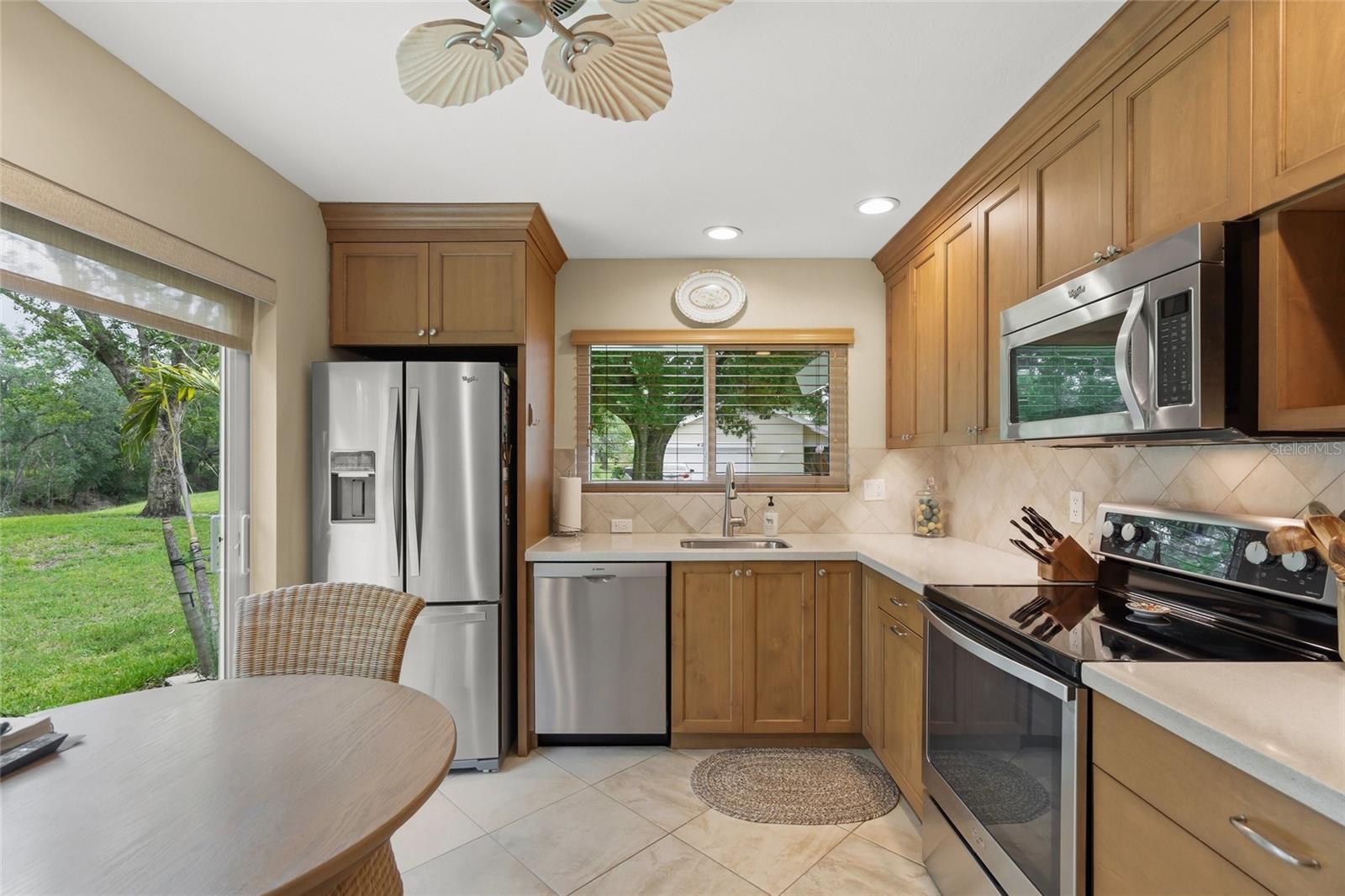 KNOLLS THE,BENT TREE - Residential