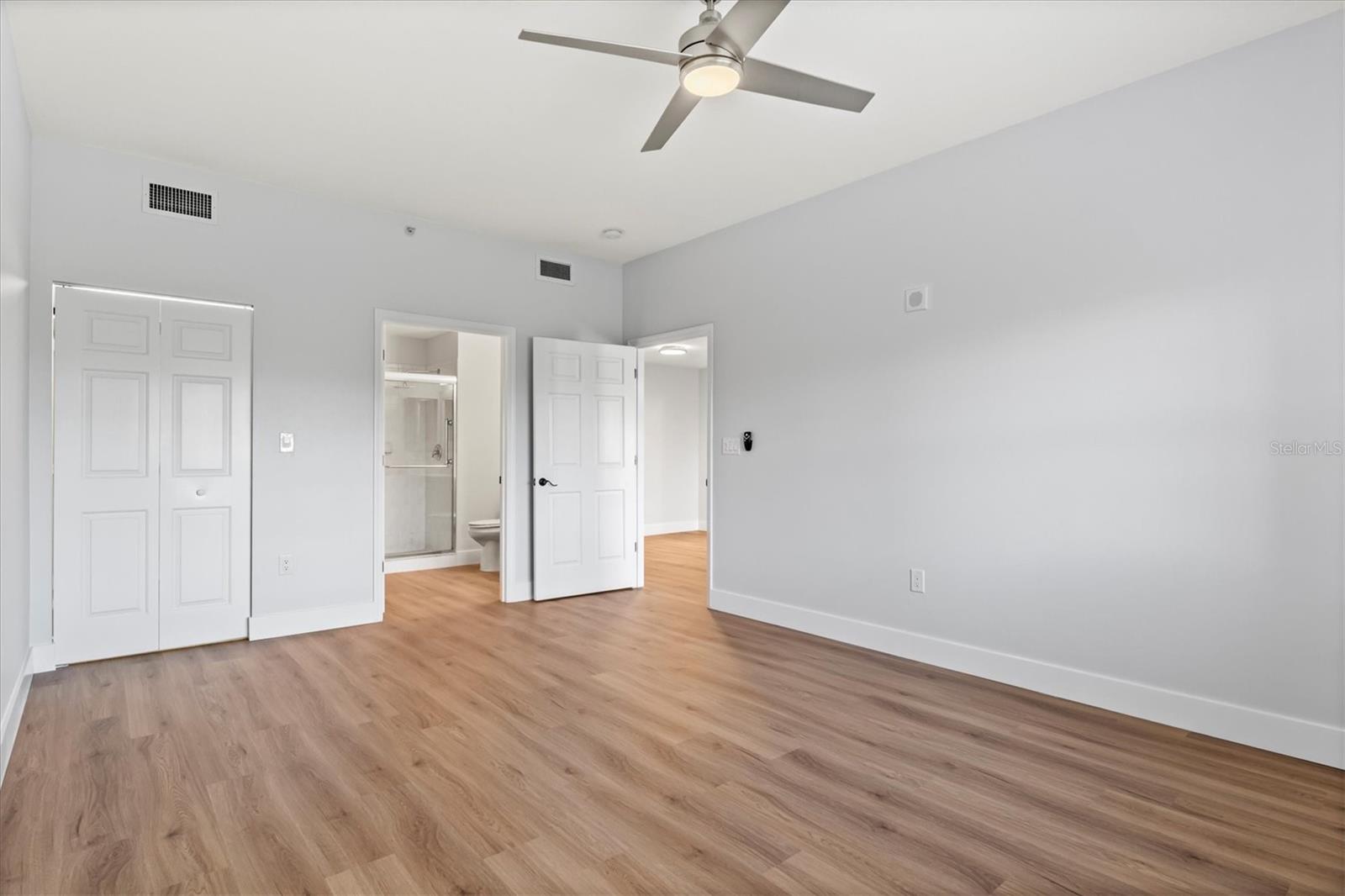 WOODMERE AT JACARANDA - Residential