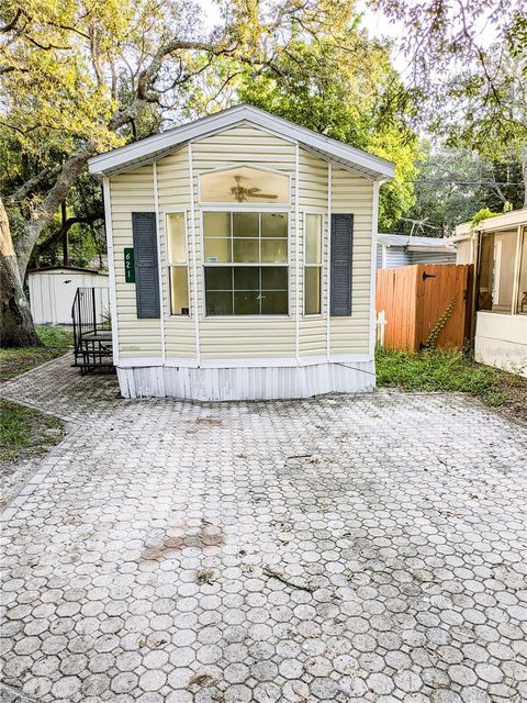 A home in APOPKA