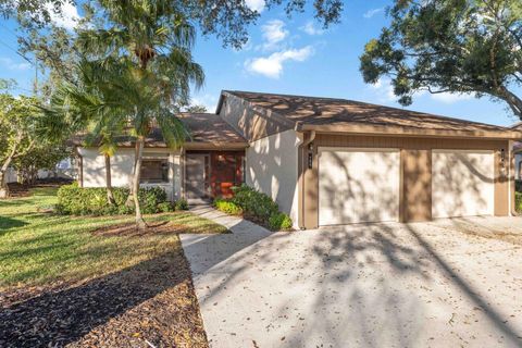 Photo of 121 Oak Hill Drive #1, Sarasota, FL 34232 (MLS # A4672922)