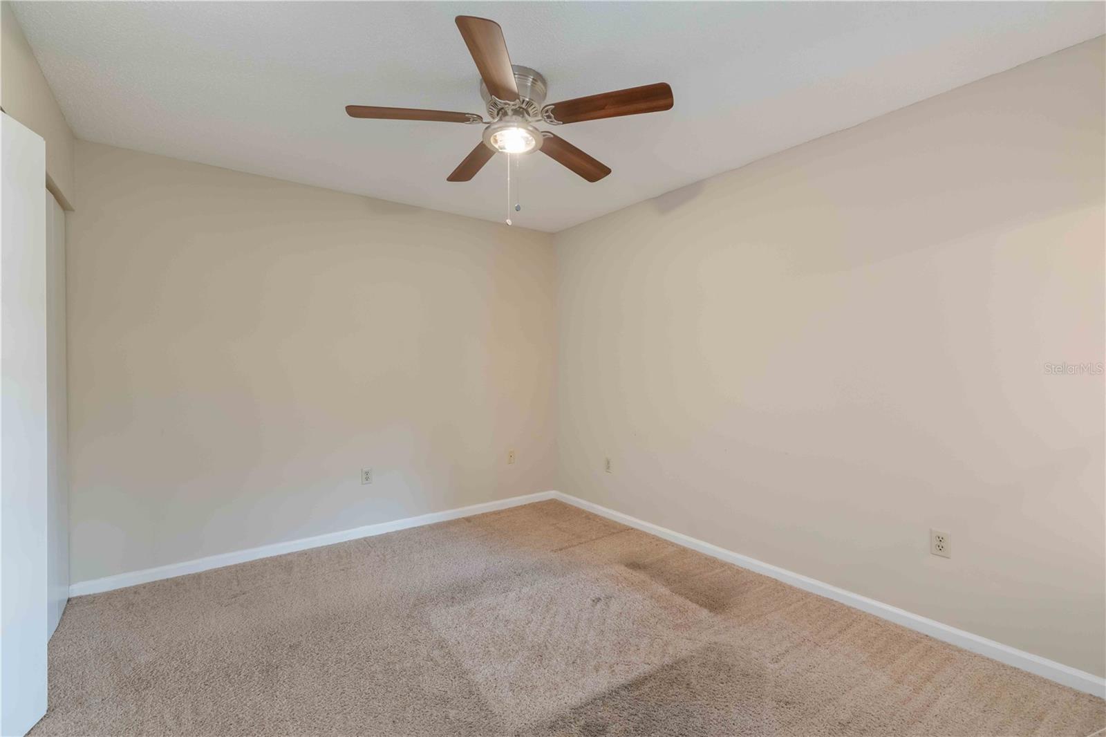 VILLAGE OAKS SEC A - Residential