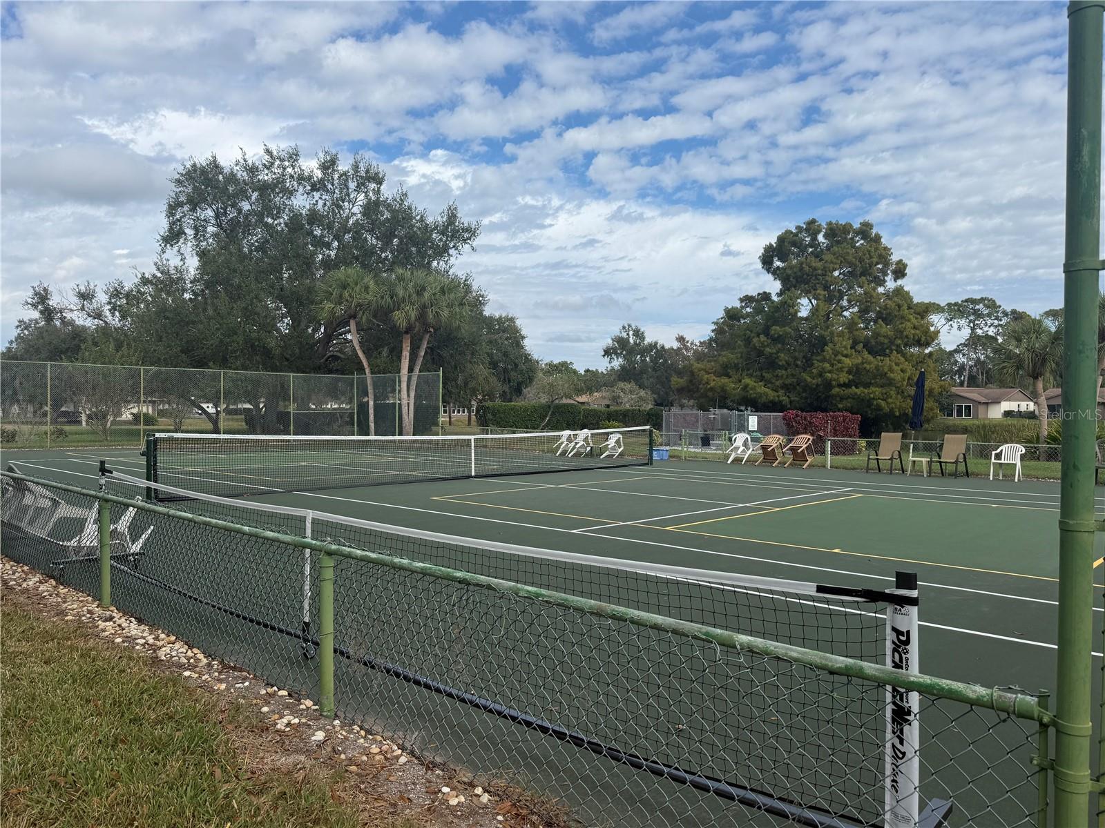 VILLAGE OAKS SEC A - Residential