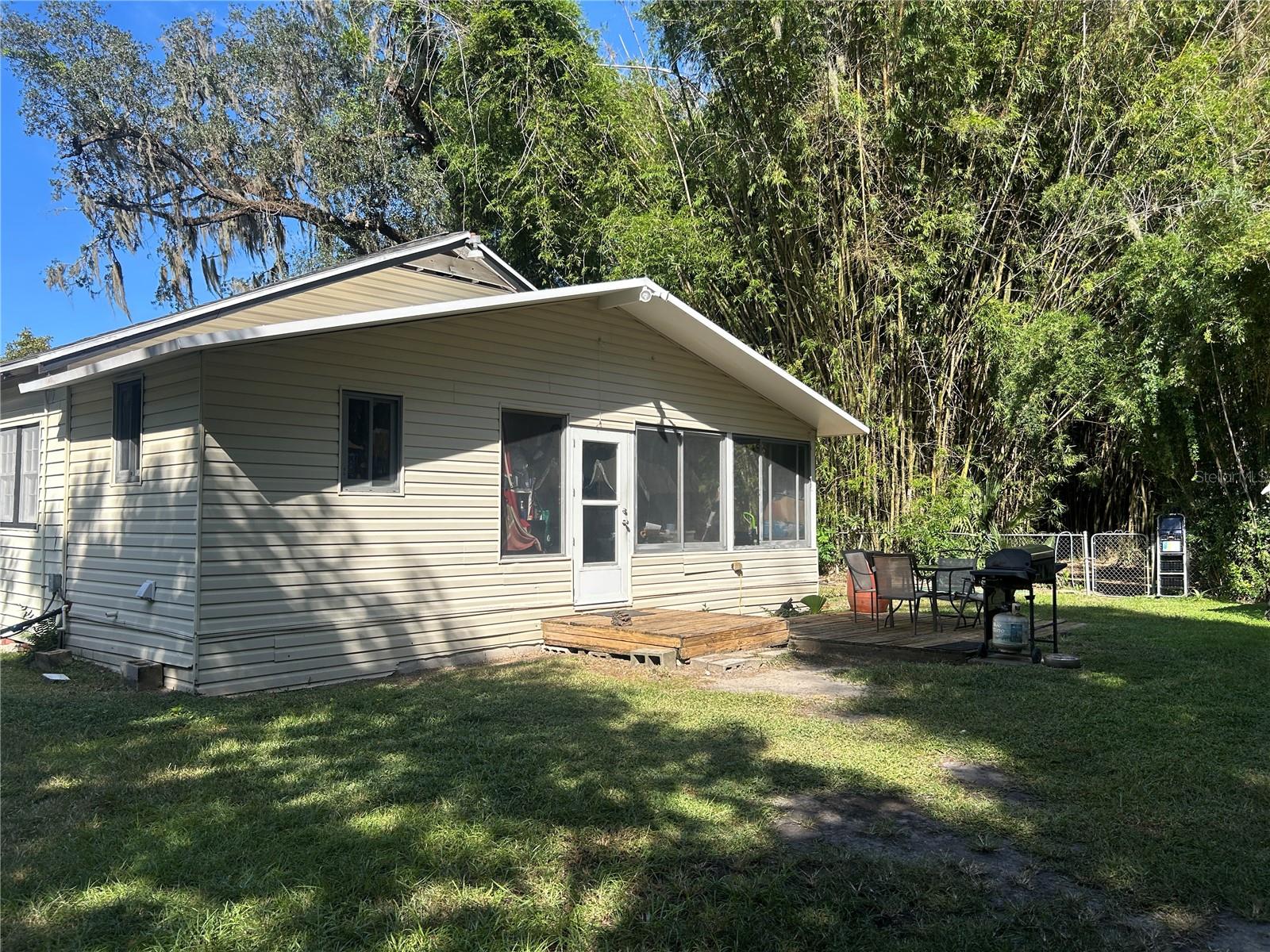 722 & 746 NE 35TH STREET