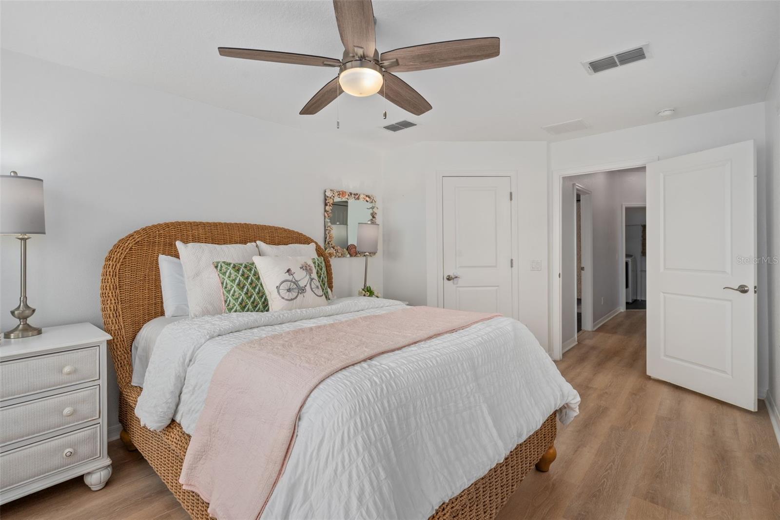 WEST LAKE TWNHMS PH 2 - Residential