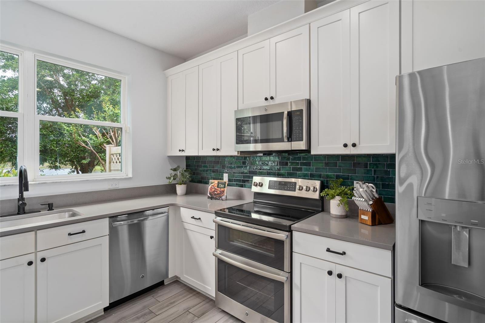 WEST LAKE TWNHMS PH 2 - Residential