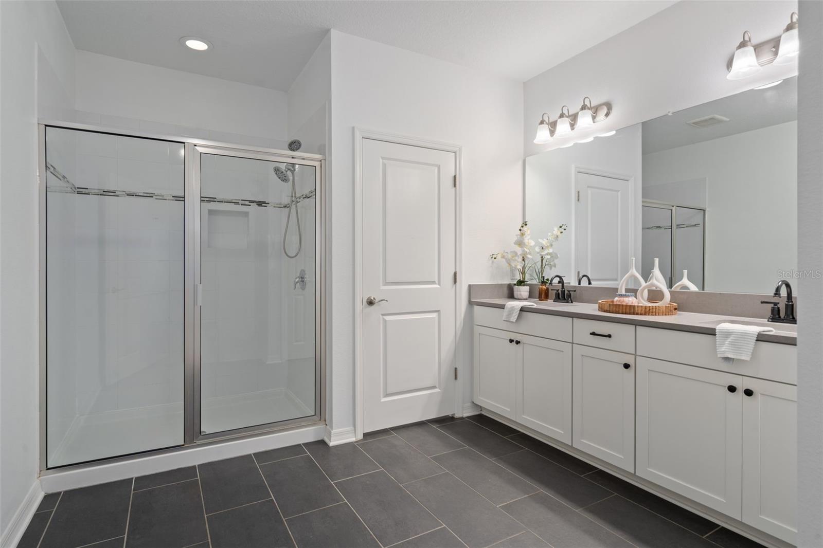 WEST LAKE TWNHMS PH 2 - Residential