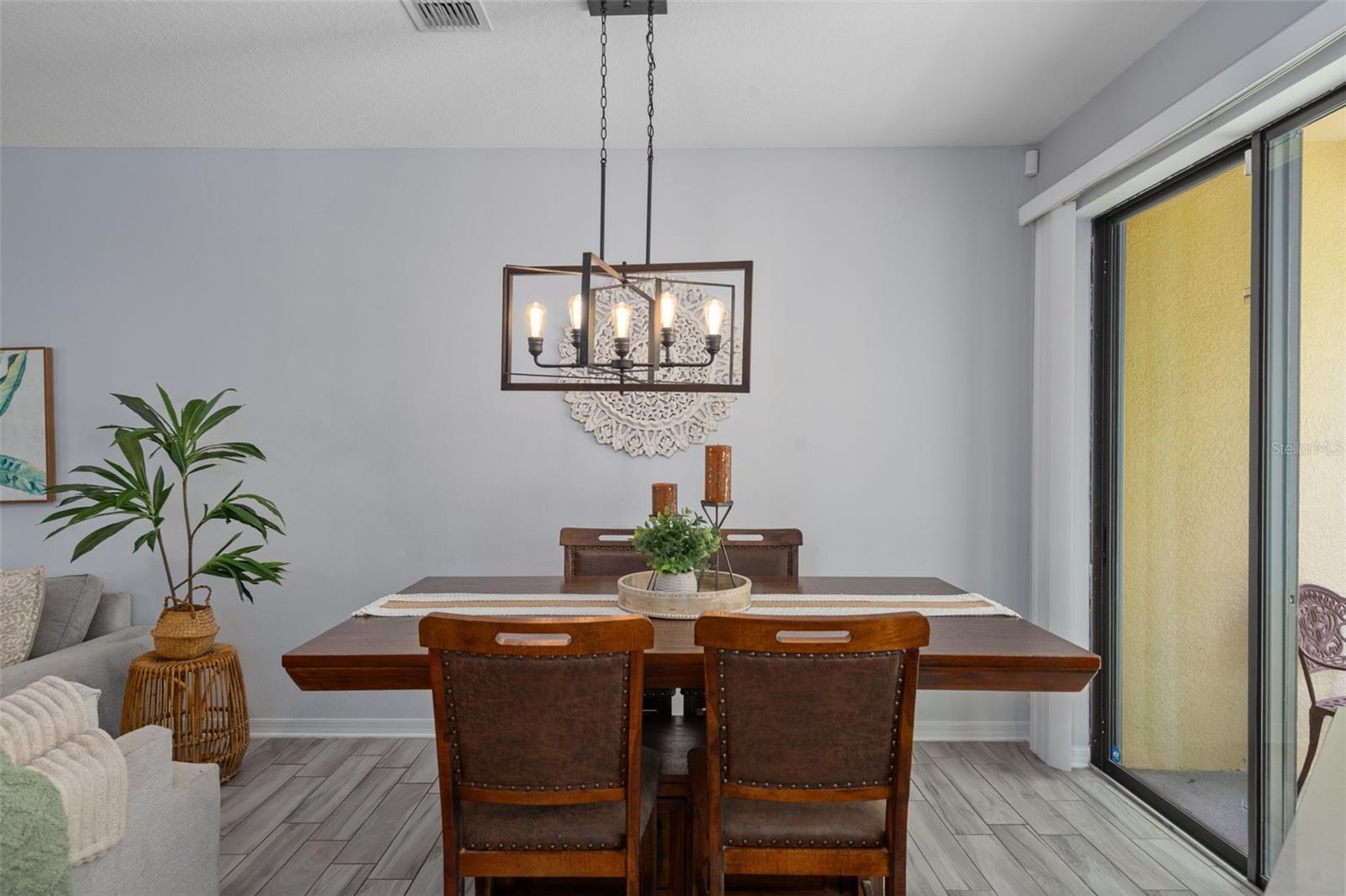 WEST LAKE TWNHMS PH 2 - Residential