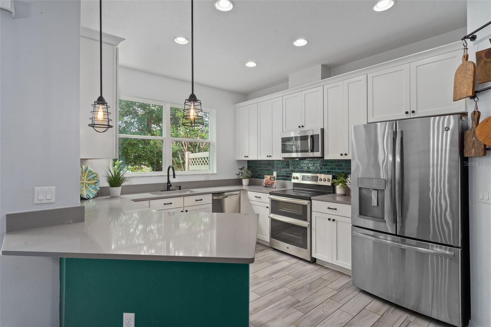 WEST LAKE TWNHMS PH 2 - Residential