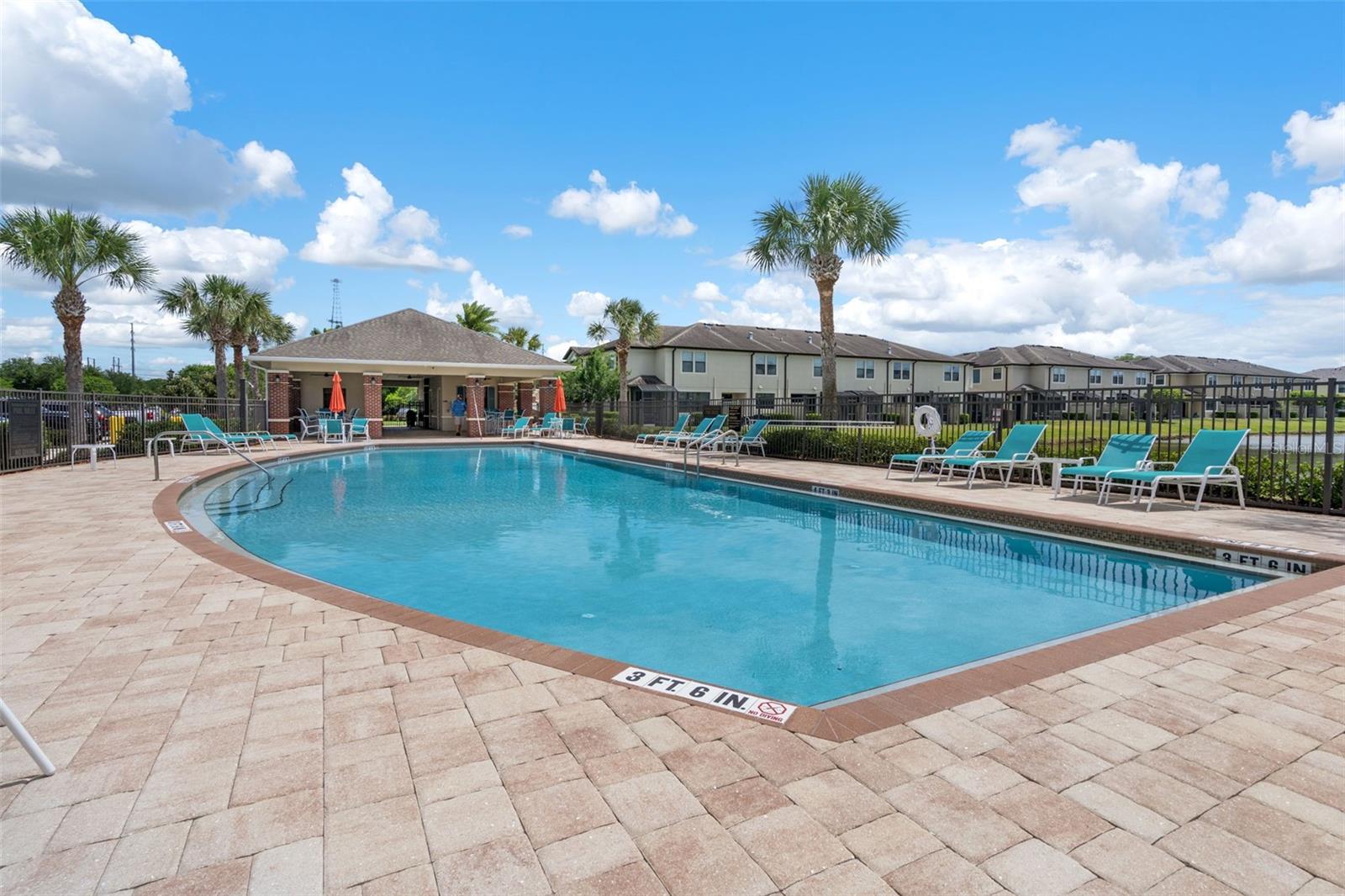 WEST LAKE TWNHMS PH 2 - Residential