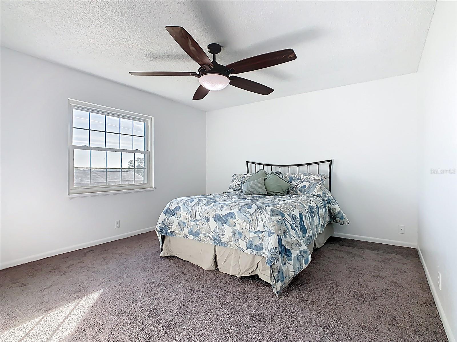 WOODLAND HILLS - Residential