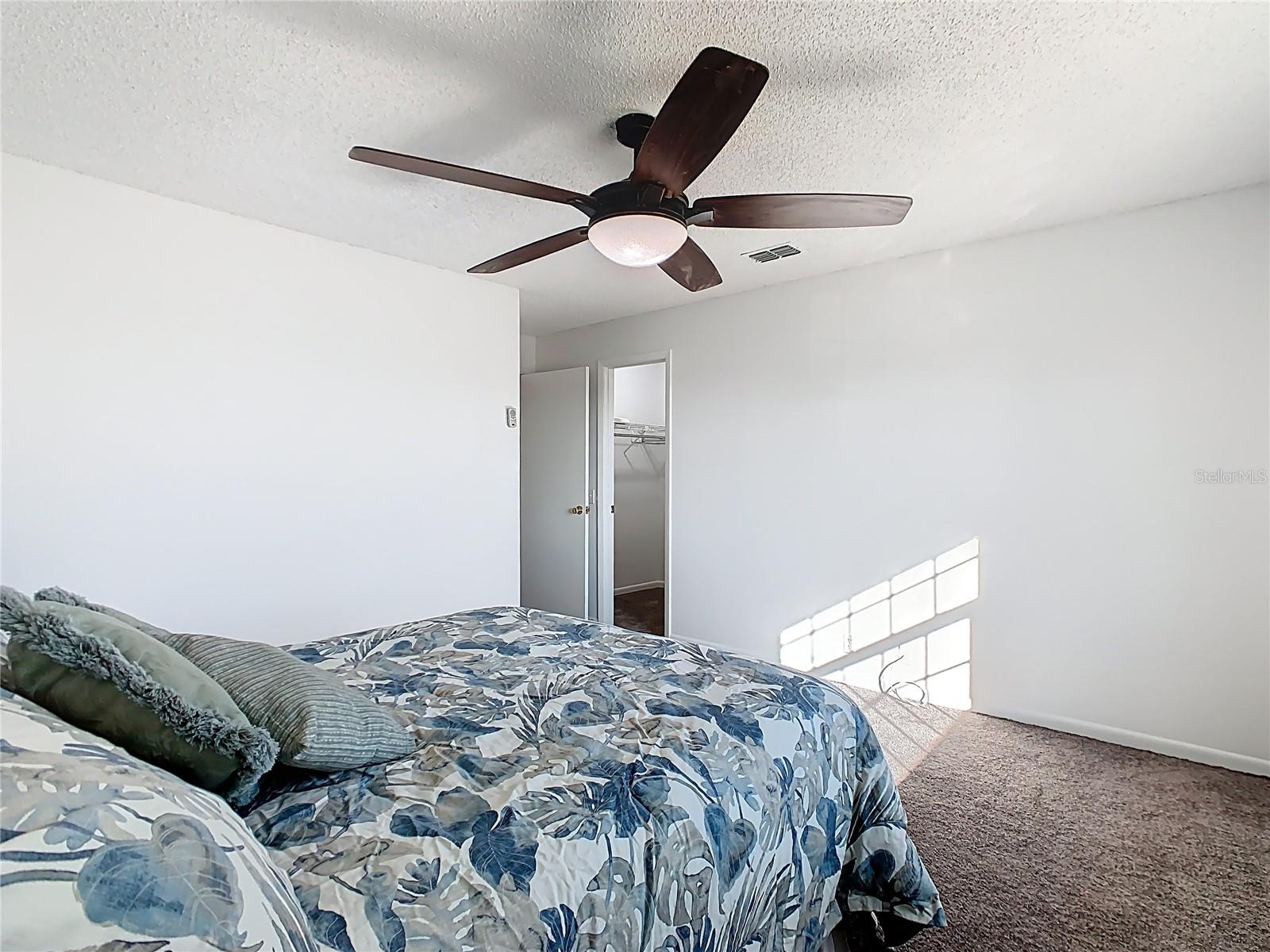 WOODLAND HILLS - Residential